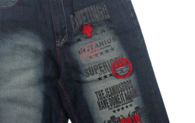 Baggy Jeans Homme avec Broderie et Impression Badge Côté