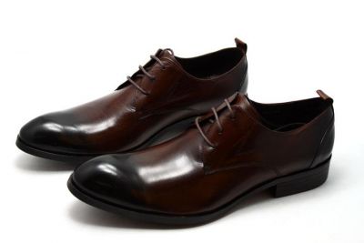 Chaussures pour costume en cuir avec bout arrondi - marrons ou noires