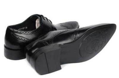 Chaussures de costume en cuir details pointillés fantaisie - noires