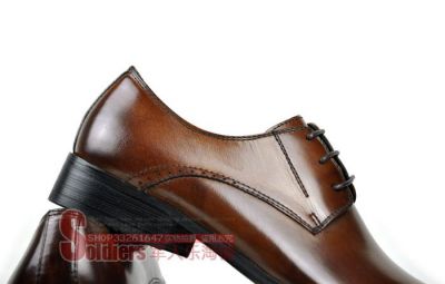 Chaussures de costume en cuir classiques avec lacets - marrons