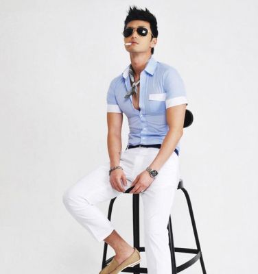 Chemise pour homme bleu ciel avec col poche blanc - manches courtes