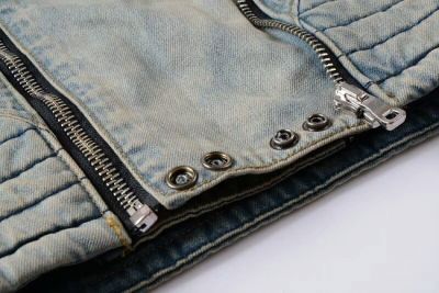 Blouson en jeans à capuche effet délavé avec padding épaules
