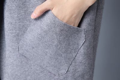 Gilet sans bouton pour femme avec coupe oversize large et poches côté