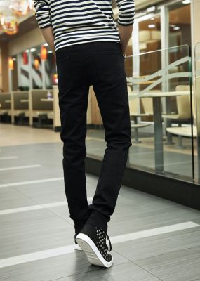 Jeans slim noir pour homme coupe skinny classique