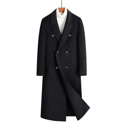Manteau en laine avec une longueur aux genoux et col de costume pour homme 