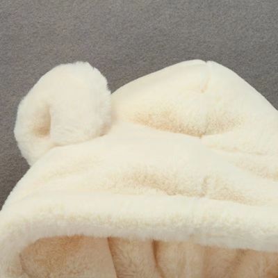 Manteau bébé à capuche peluche design oreilles