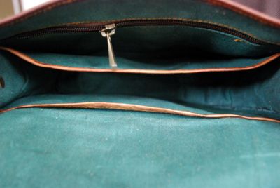 Petit sac à bandolière en véritable cuir style retro vintage - 9 pouces