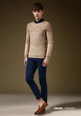 Pullover col rond pour homme avec motif tricoté dégradé couleurs