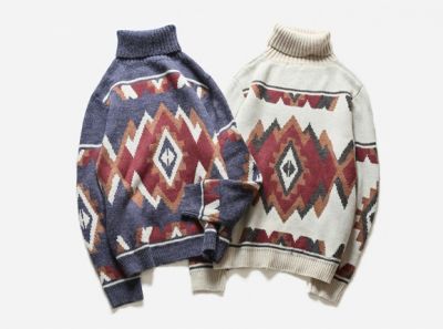 Pullover en tricot pour homme avec col roulé et motif géométrique coloré