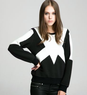 Pullover Femme Design Géométrique Noir et Blanc Col Rond