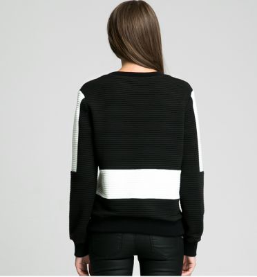 Pullover Femme Design Géométrique Noir et Blanc Col Rond