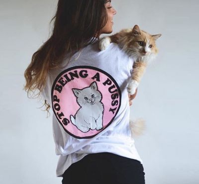 T shirt Swag Stop Being a Pussy Chat pour Homme ou Femme