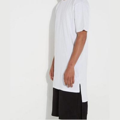 T-shirt long en coton pour homme avec devant court et dos long